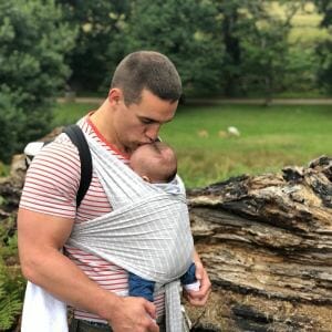 What Type of Babywearing Dad are You | Ergobaby | credit : @wearmybaby on IG