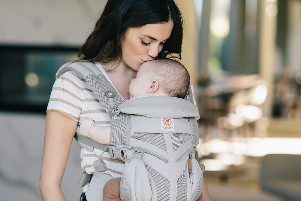 One of your most important baby soothing tools – your baby carrier