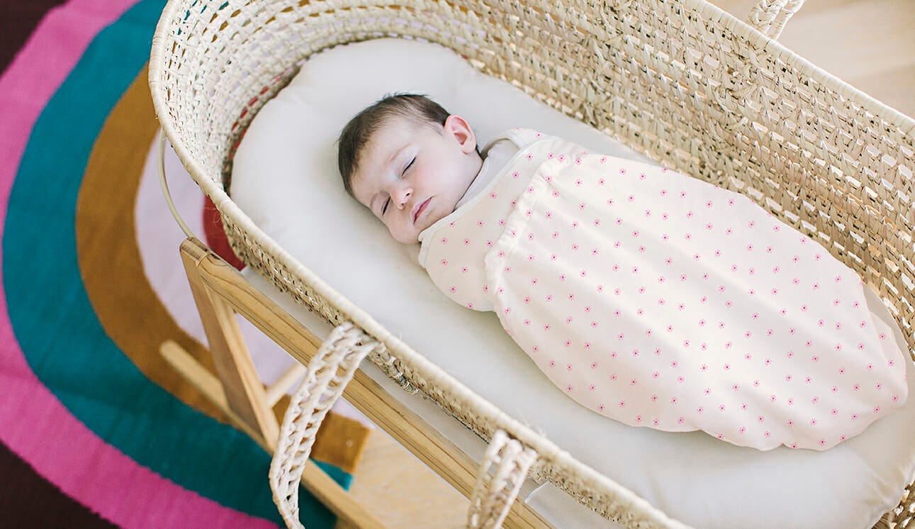 How to Dress Your Baby for a Good Night&#039;s Sleep