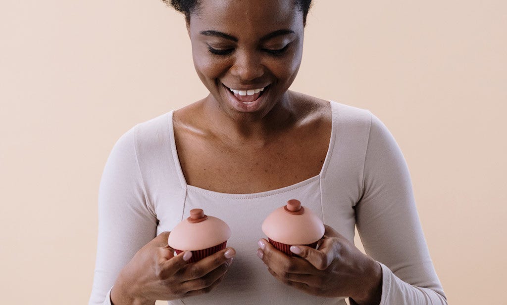 &lt;strong&gt;Breast/chest feeding with breast implants: What do I need to know?&lt;/strong&gt;