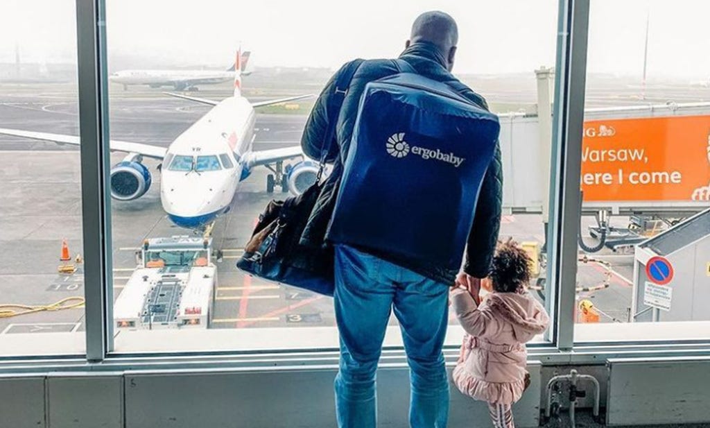 Flying with baby: the most important questions and answers about your trip