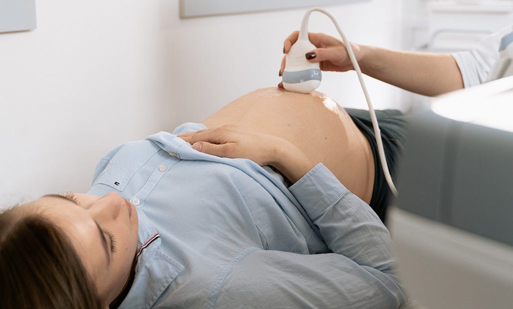 Low-lying placenta during pregnancy: What does this mean for pregnancy and birth?