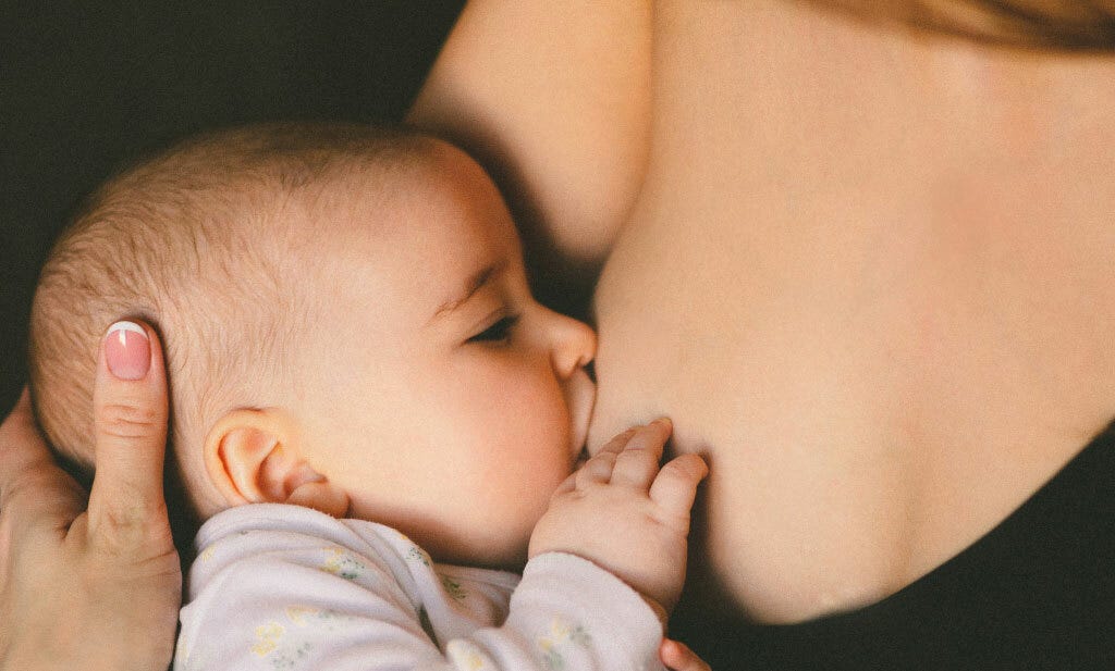 Stress and breast/chestfeeding problems - what&#039;s the connection?